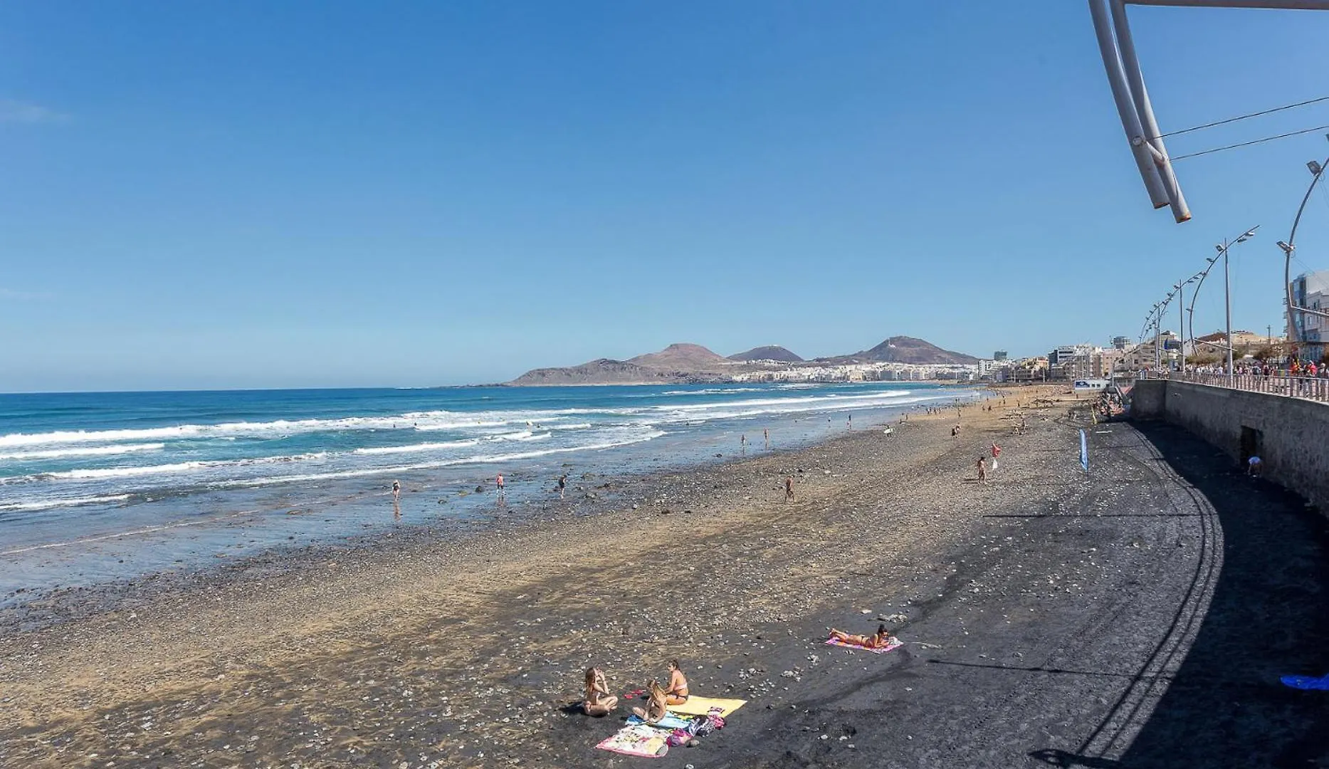 Apartamento Muy Luminoso En Playa De Las Canteras Las Palmas / Gran Canaria