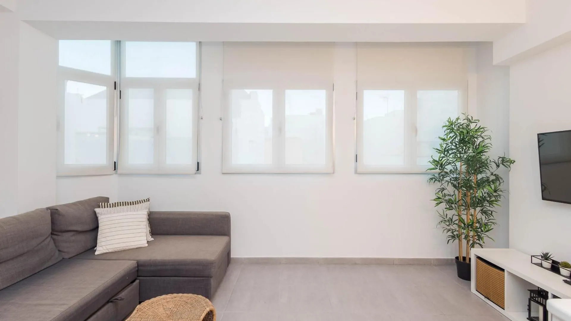 Apartamento Muy Luminoso En Playa De Las Canteras Las Palmas / Gran Canaria 0*,  Spanien