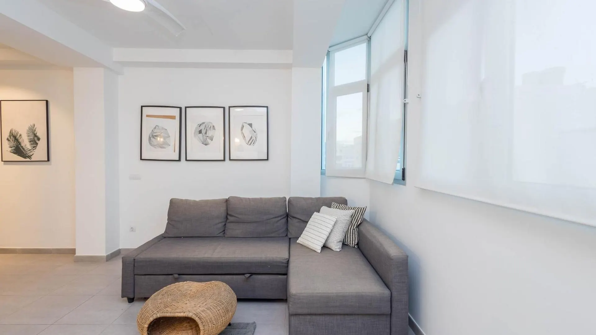 Apartamento Muy Luminoso En Playa De Las Canteras Las Palmas / Gran Canaria