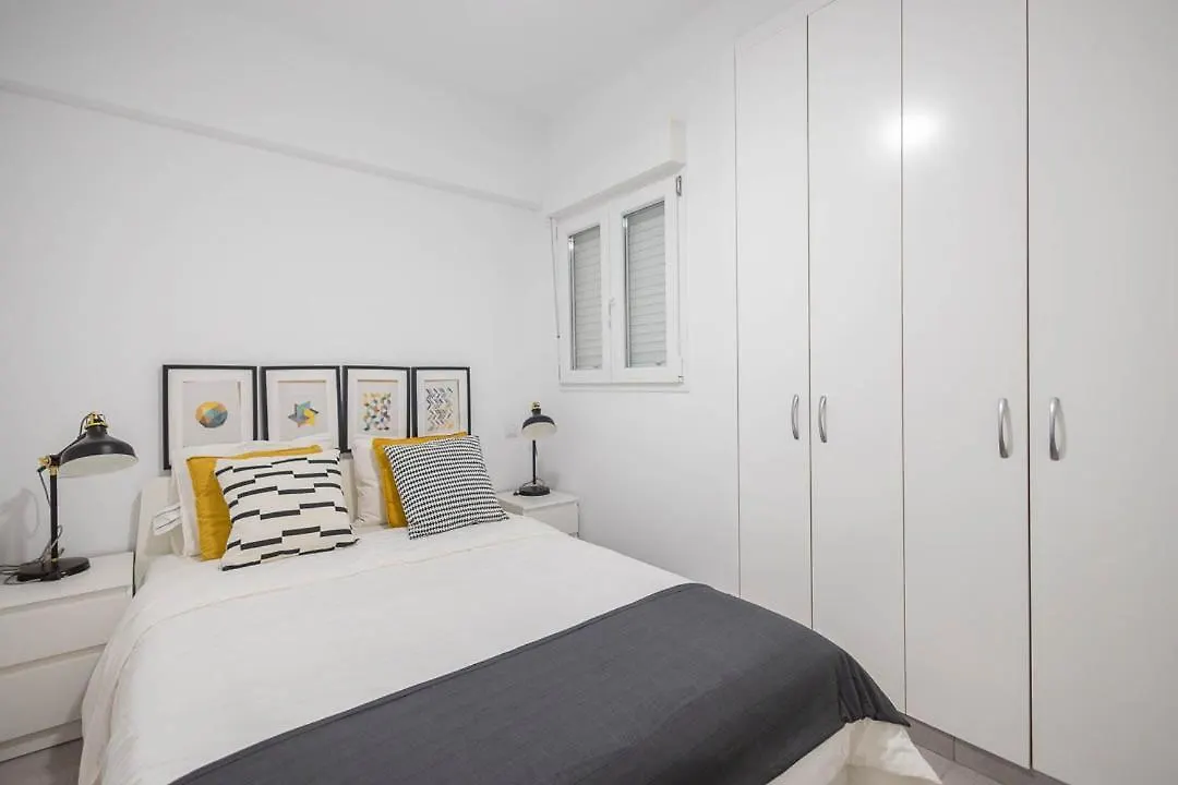 Apartamento Muy Luminoso En Playa De Las Canteras Las Palmas / Gran Canaria 0*,  Spanien